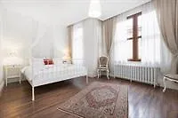Tarus Taksim Istanbul
