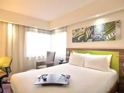 Hotel Hampton By Hilton Kayasehir 3*