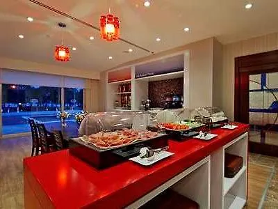 Hampton By Hilton Kayasehir Hotel 3*