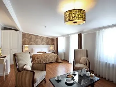 Taksim Pera Orient 4*