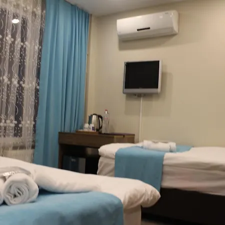 Terrace Hotel 2*