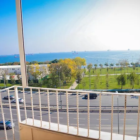 اسطنبول بكركوي طريق الساحل اسطنبول