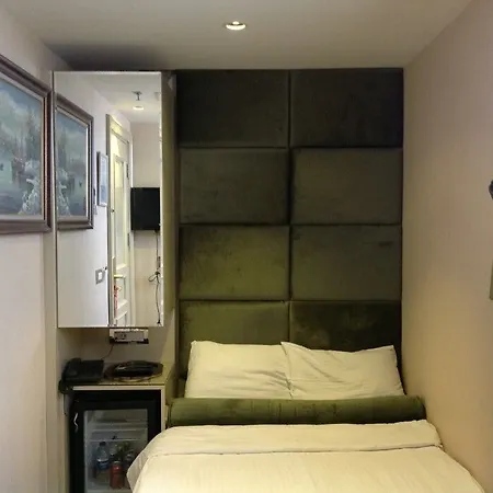 Taksim Star Hotel 3*