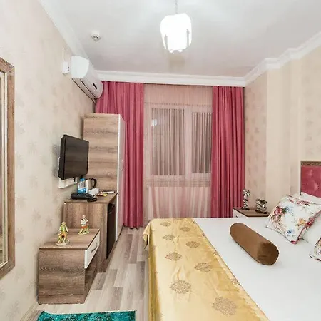 Orange Airport Hotel