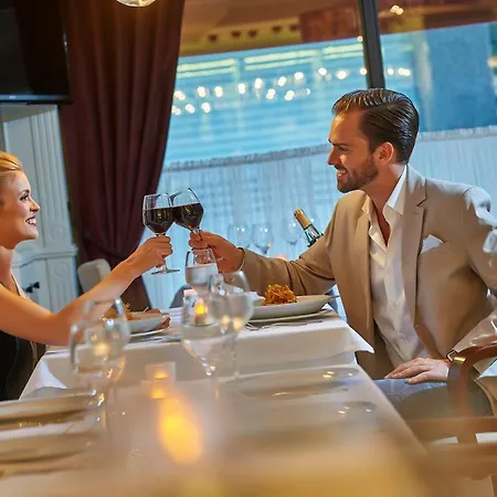فندق ريناتا البوتيكي شيشلي