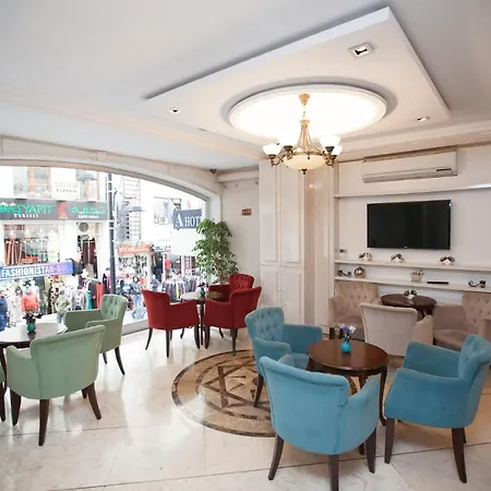 Bulvar Hotel 3*