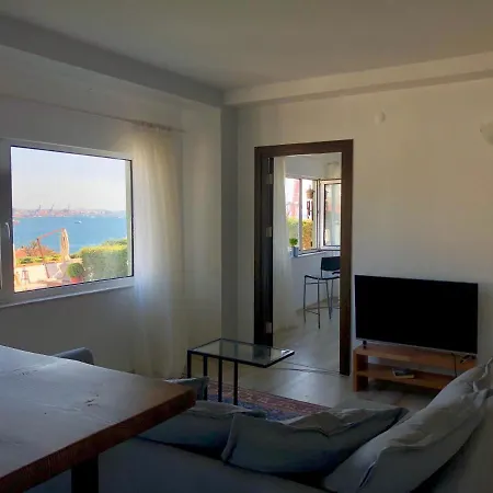 Cihangir, Taksim, Bosphorus View Apartment Istanbul