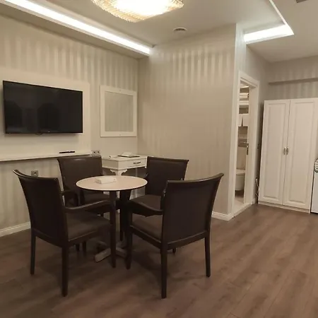 Hotel Mister & 4*