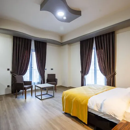 Hotel Mugwort &