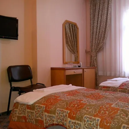 Yalta Hotel