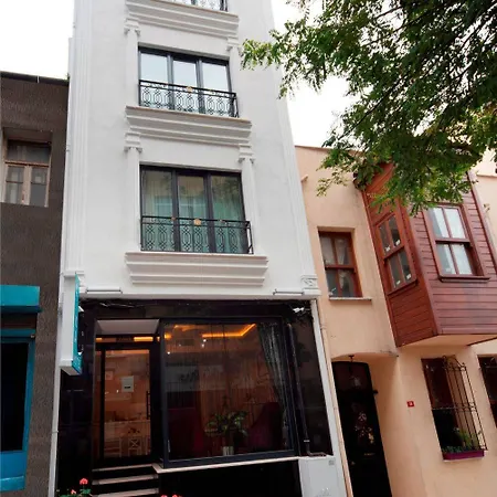 Lika 2* Provincia di Istanbul