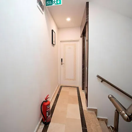 Hotel Lika 2*