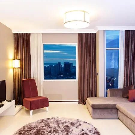 Aparthotel Oezay 3*