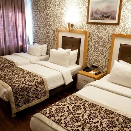 Hotel Nova Plaza Taksim Square 4*
