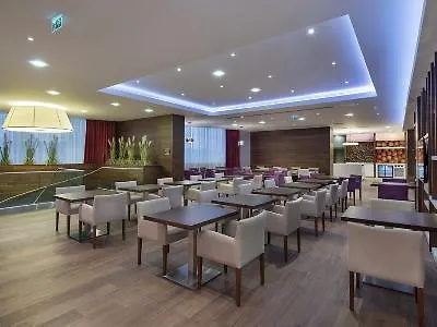 Hotel Hampton By Hilton Kayasehir Istanbul