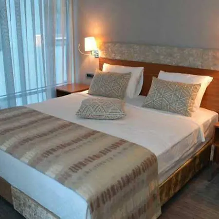 Discovery 3* Isztambul