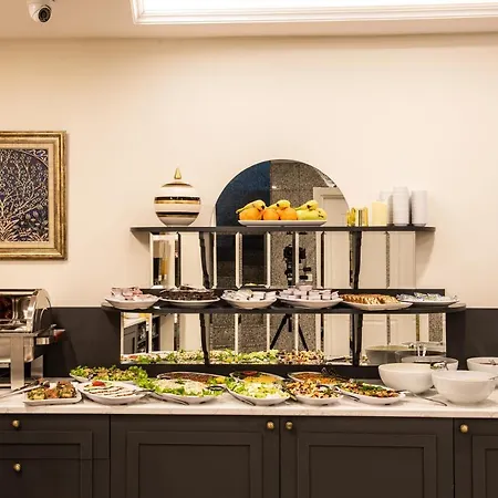 Royal Bosphorus & Hamam Hotel