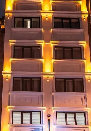Royal Bosphorus & Hamam 4*