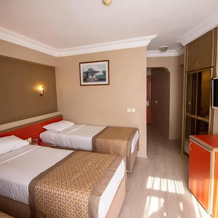 Sahinler Hotel 2*