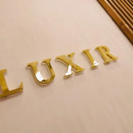 Hotel Luxir 4*