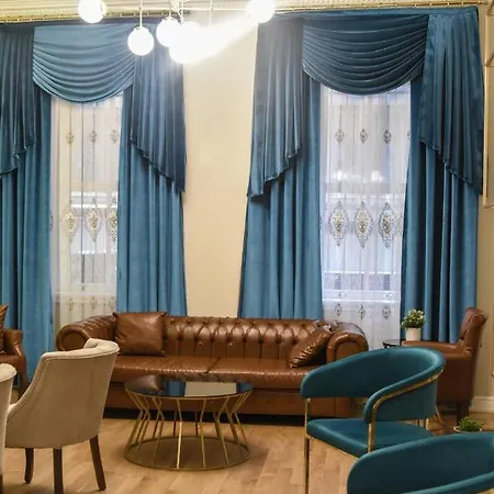 Hotel Luxir