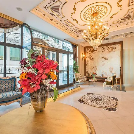 Hotel The Pera Hill 4*