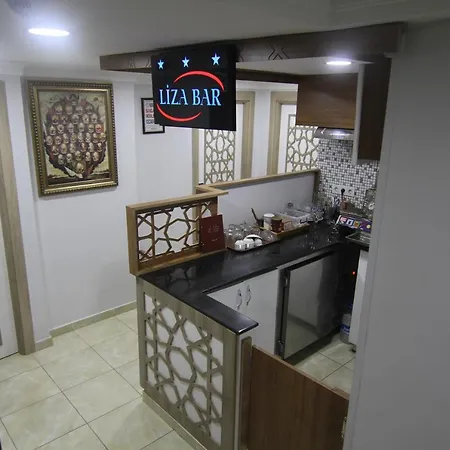Hotel Grand Liza 3*