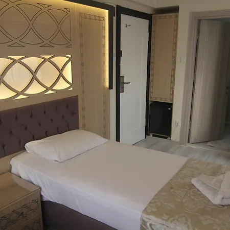 Grand Liza Hotel Istanbulská provincie