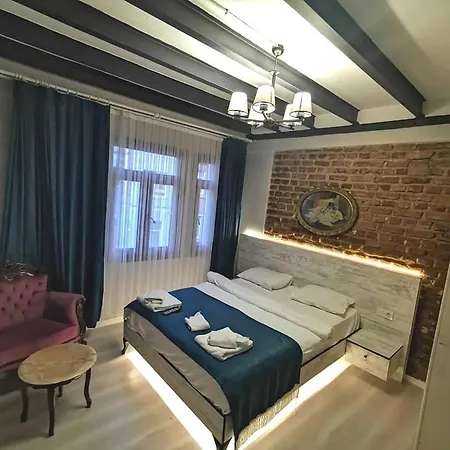 Neva River Flats Taksim *