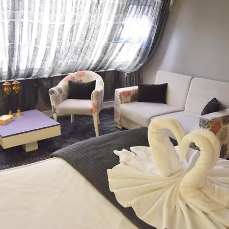 Comfort Downtown 4*