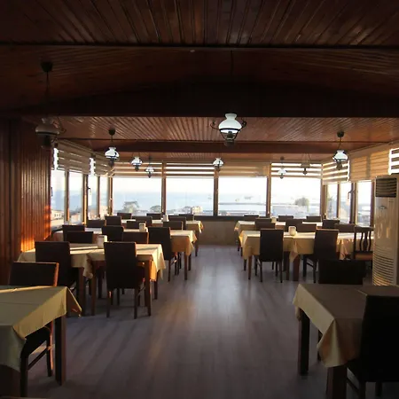 Grand Liza Hotel