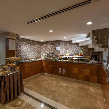 Nova Plaza Taksim Square Hotel 4*