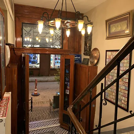 Hostel Antique