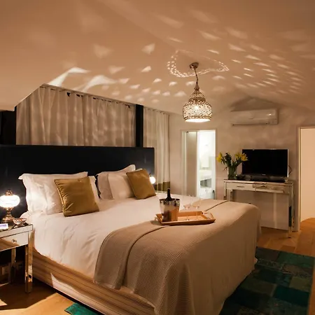 X Flats Gumussuyu Apartment Istanbul