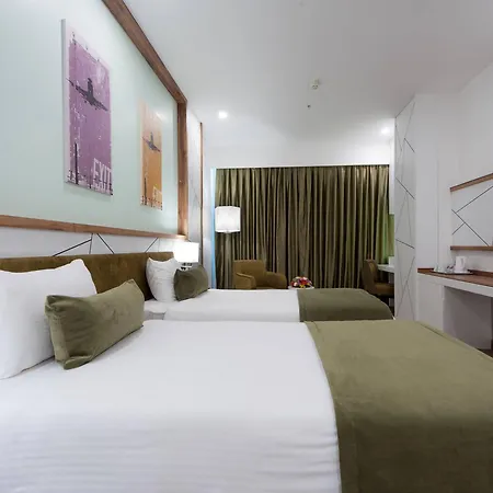 Isg Sabiha Goekcen Airport 4*