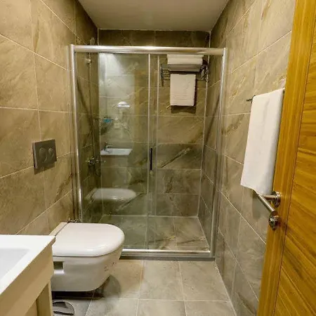 Grand Elmira Aparthotel 2*