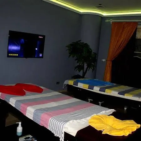 Hotel My Palace Saw 2*