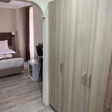 Luna Taksim Aparthotel
