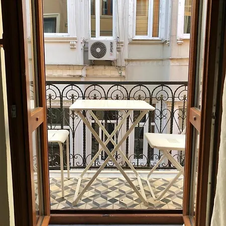 Apartment Chimera Pera Galata Istanbul