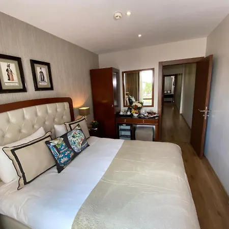 Four Doors Hotel 3*