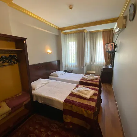 Abella Hotel 3*
