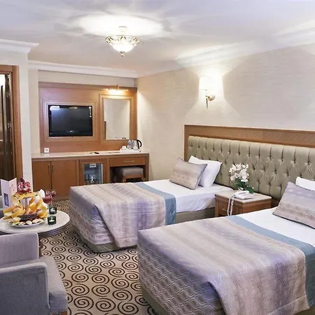 Grand Asiyan Отель 4*