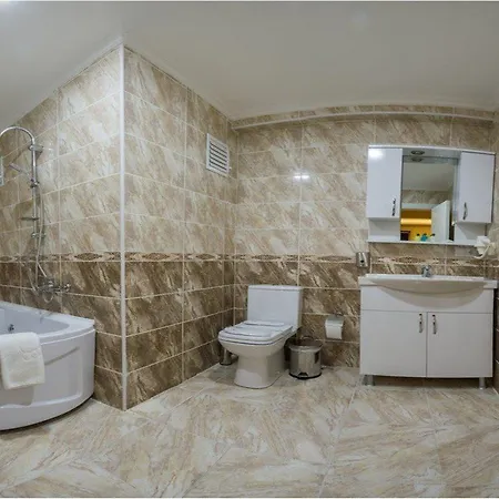 Le Premier House Apart-hotel