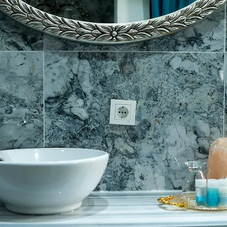 Taksim Yazici Aparthotel