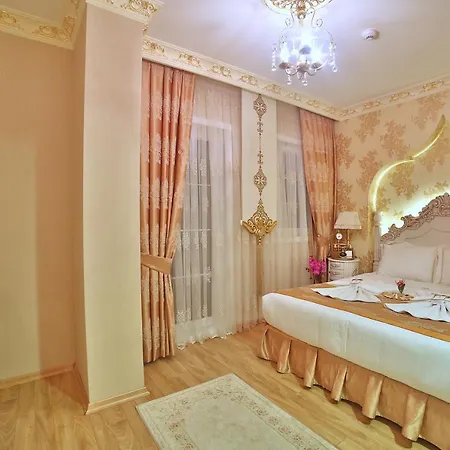 Отель White House