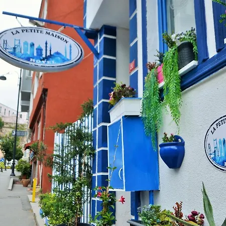 Ξενοδοχείο La Petite Maison