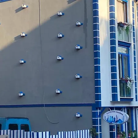 La Petite Maison Отель Стамбул