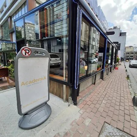 Academia Apart Otel