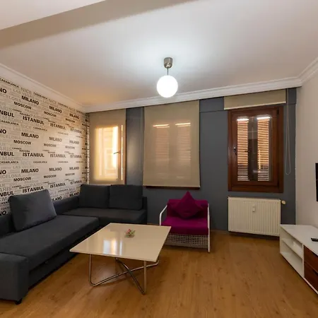 Opera House Hotel 2*