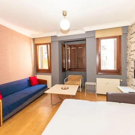 Hotel Opera House 2*